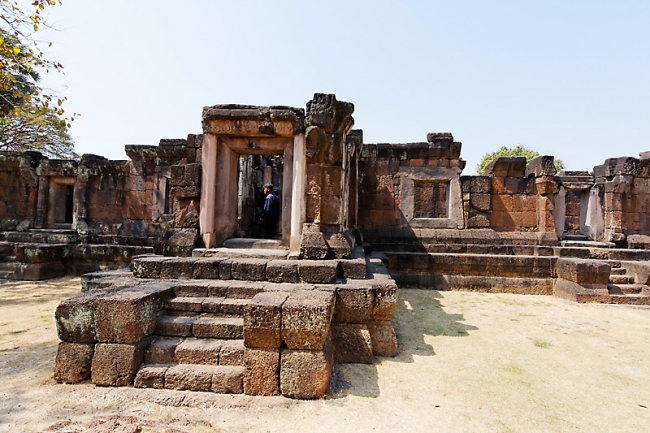 04-Prasat Sa Kamphaeng Yai-003